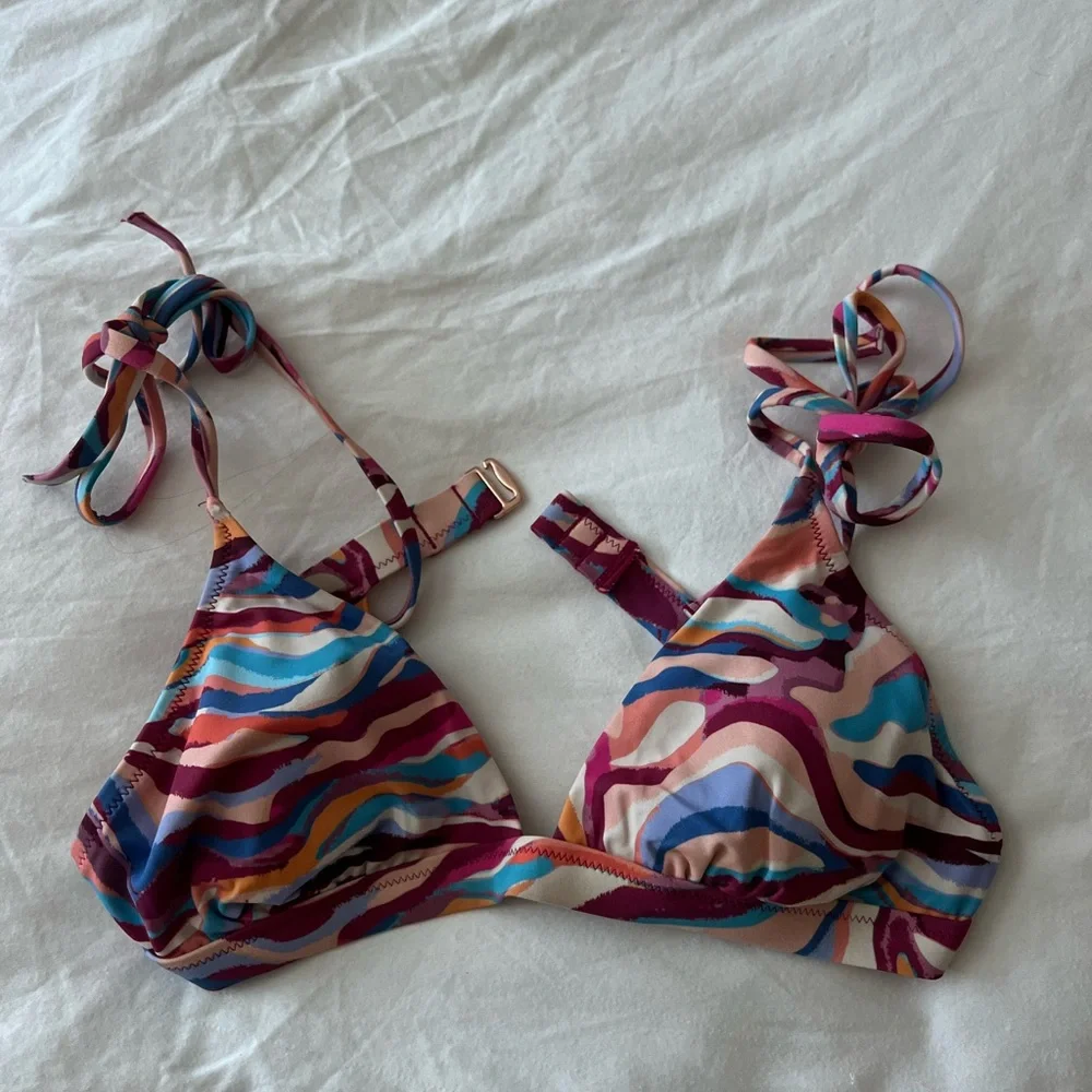 Bikini Top - Picture 2 of 6